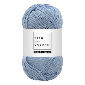 Yarn and colors Must-have Larimar