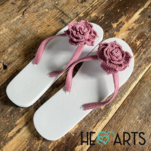 Hearts Teenslippers Haakpakket Roos