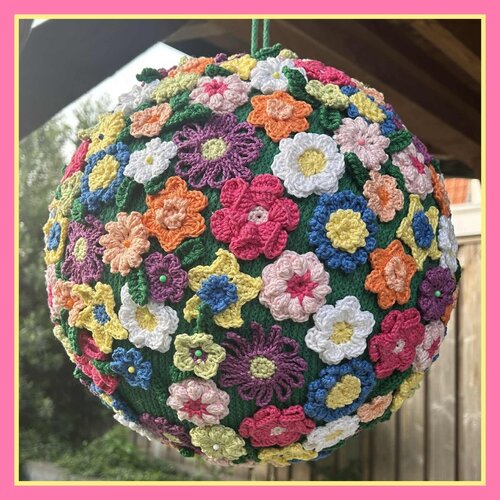 Hearts Bloemenbol Haakpakket, doorsnede ± 38 cm