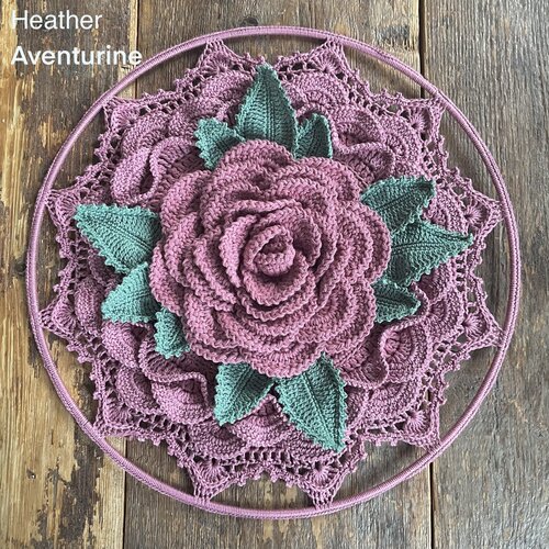 Hearts Rose Mandala Haakpakket met 2 soorten garen