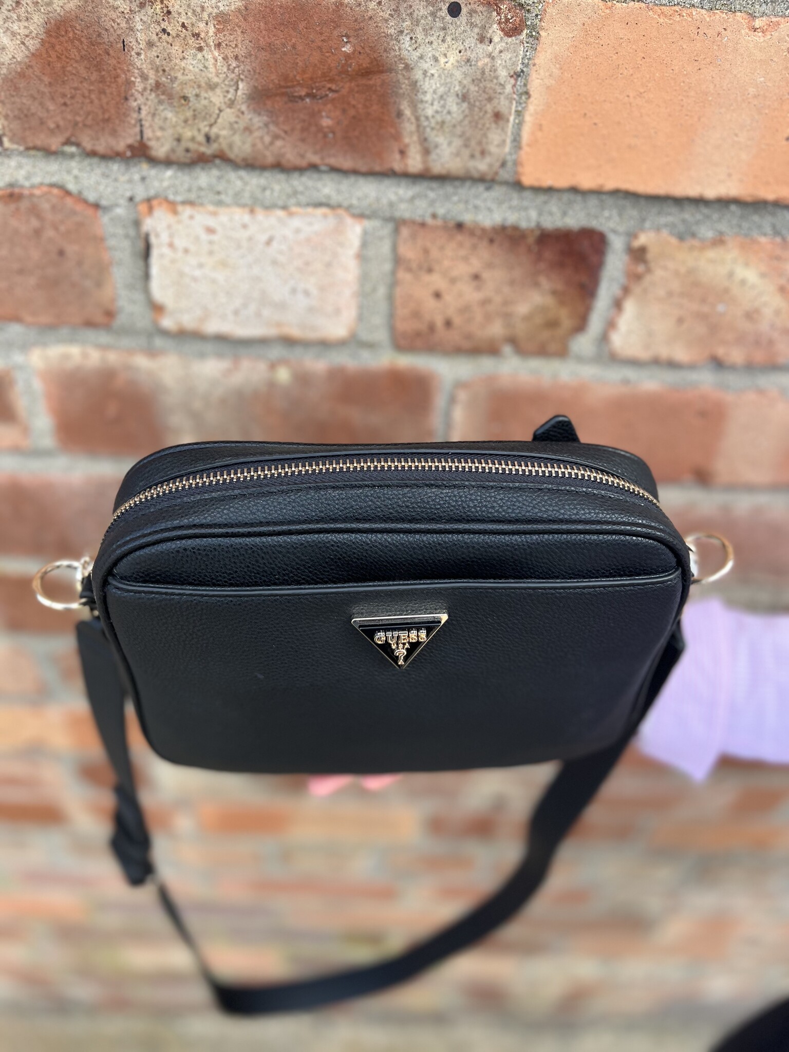 Guess Meridian Camera Bag