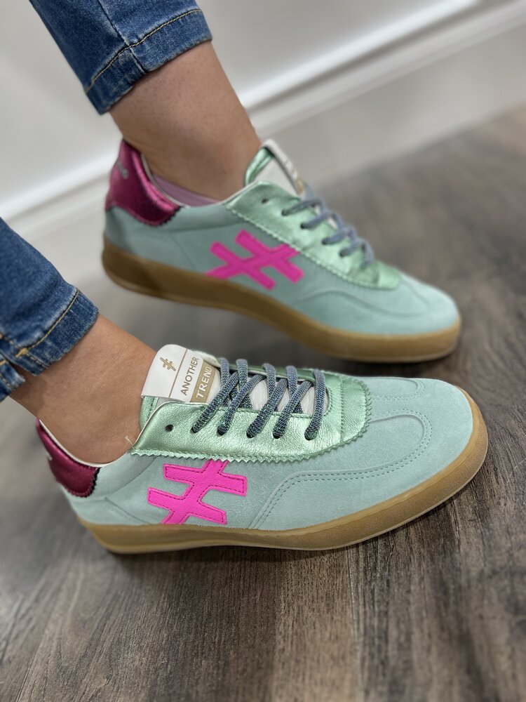 Another Trend A032 M368