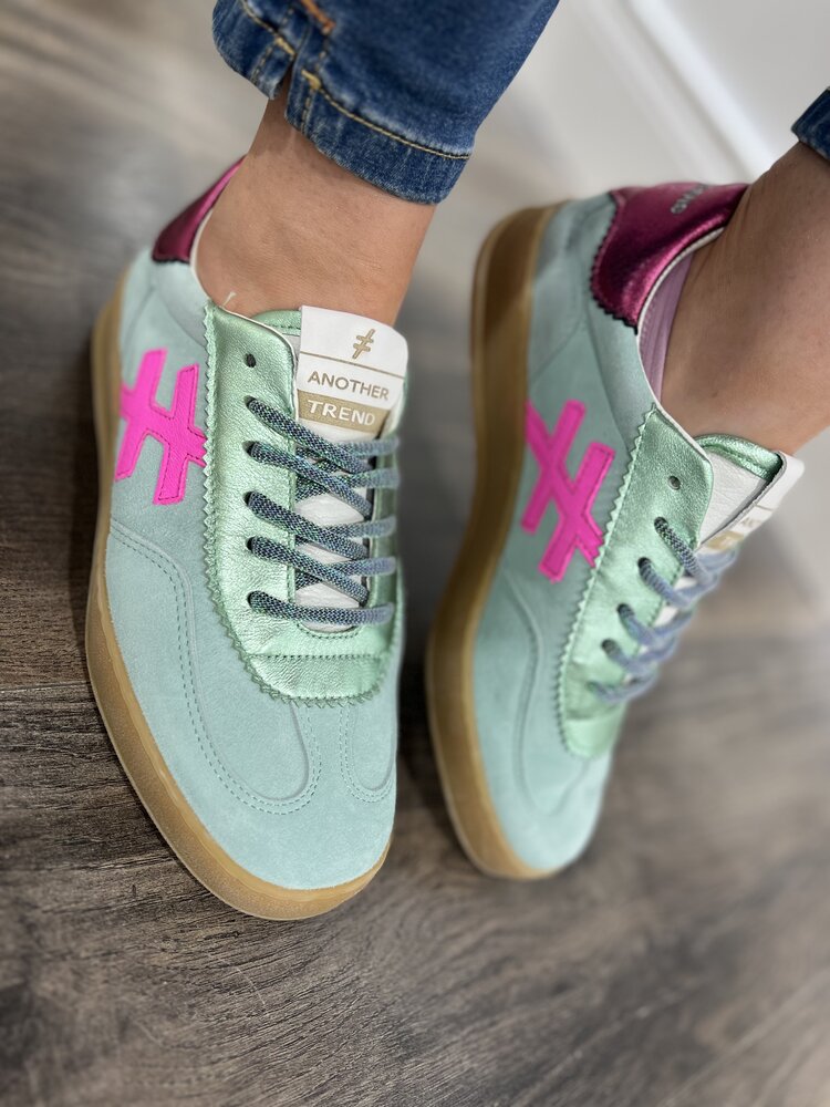 Another Trend A032 M368