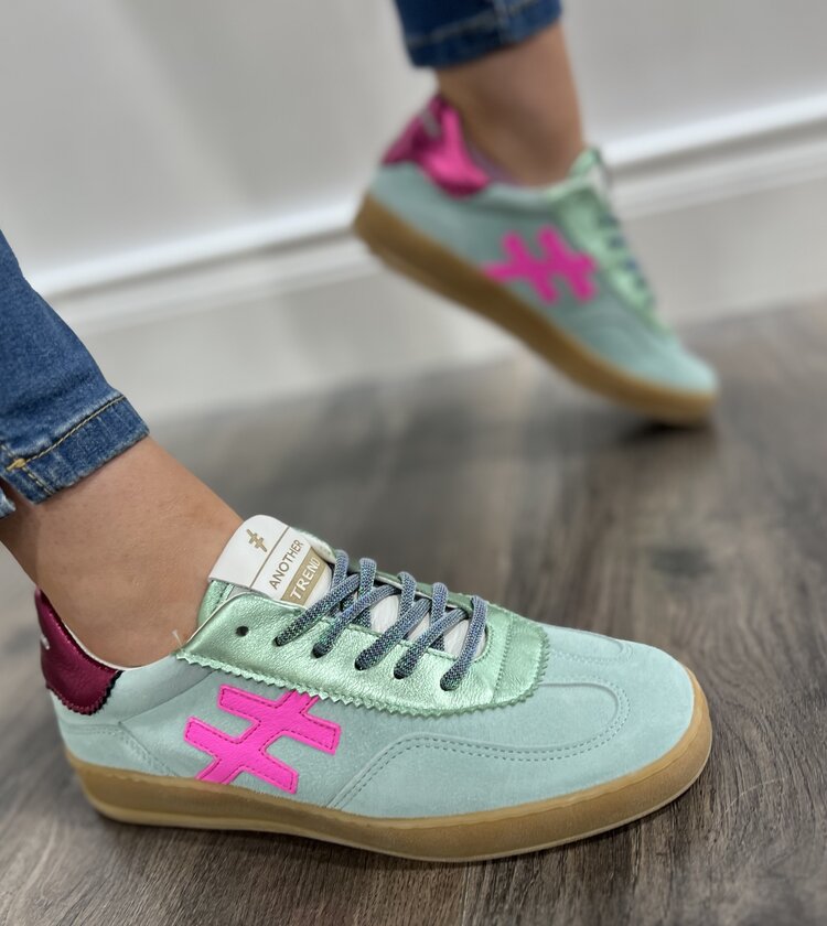 Another Trend A032 M368