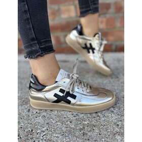 Another Trend A032 5843