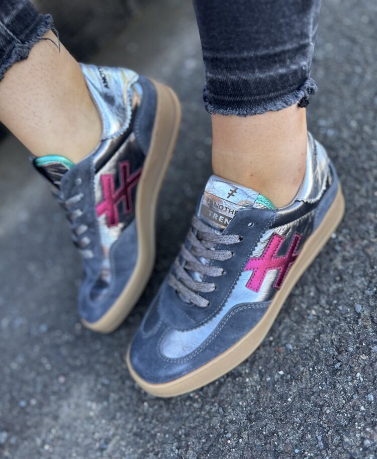 Another Trend A032 8016