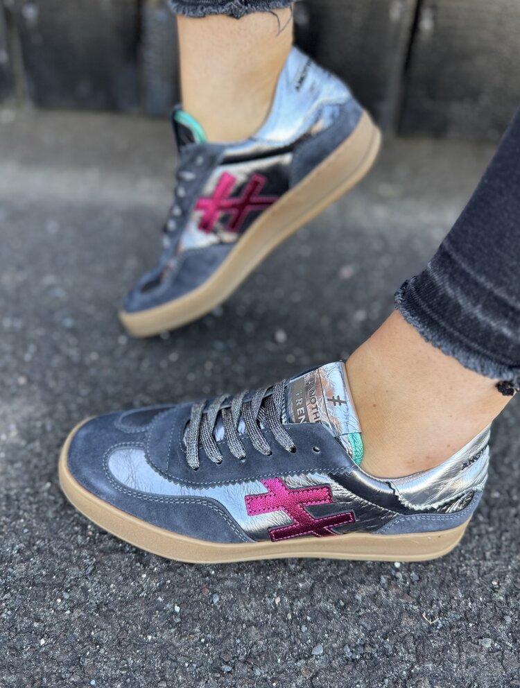 Another Trend A032 8016