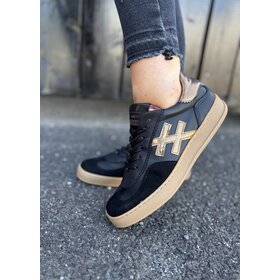 Another Trend A032 0385