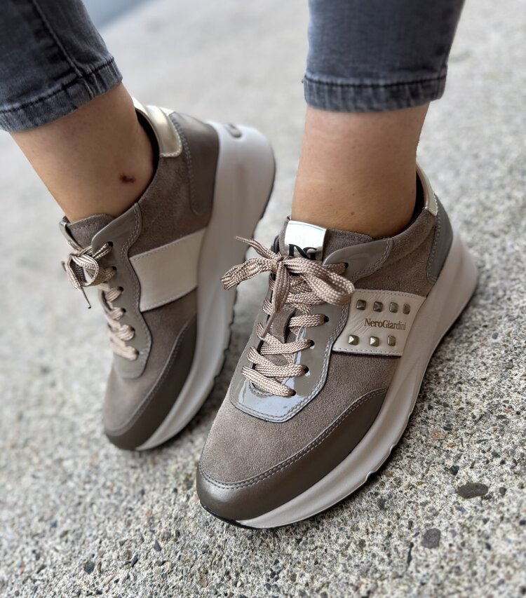 Nero Giardini I514063D