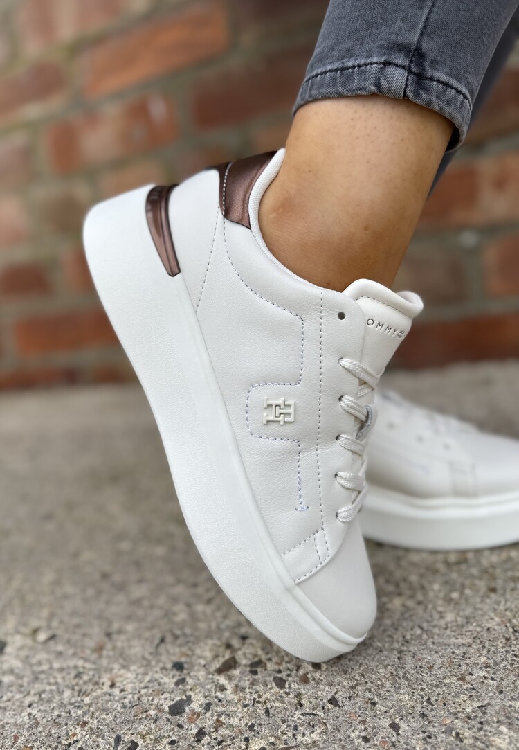 Tommy Hilfiger Chic Platform Sneaker Gold