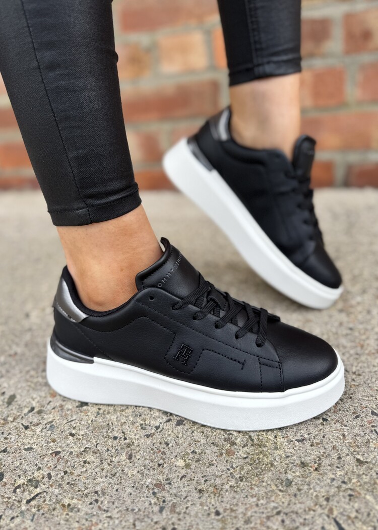 Tommy Hilfiger Chic Platform Sneaker Gold