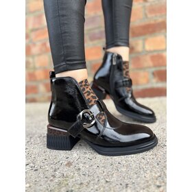 Loretta Vitale C6909