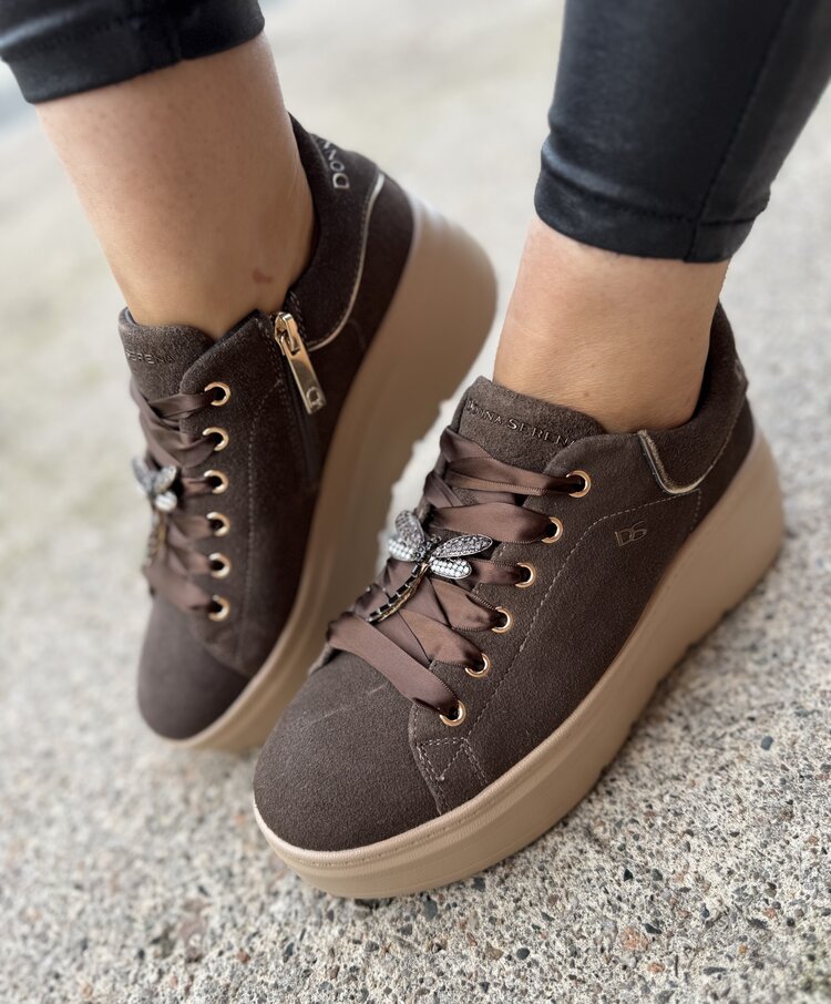 Donna Serena 675885DP