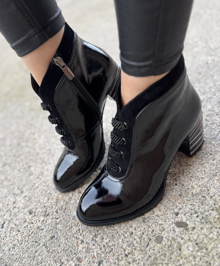 Loretta Vitale C3891