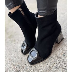 Loretta Vitale C3863