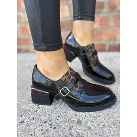 Loretta Vitale C6904