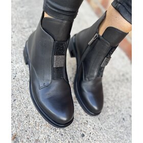 Loretta Vitale C9627