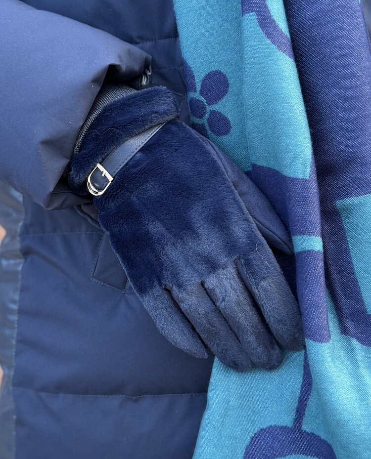 Pia Rossini Evie Glove