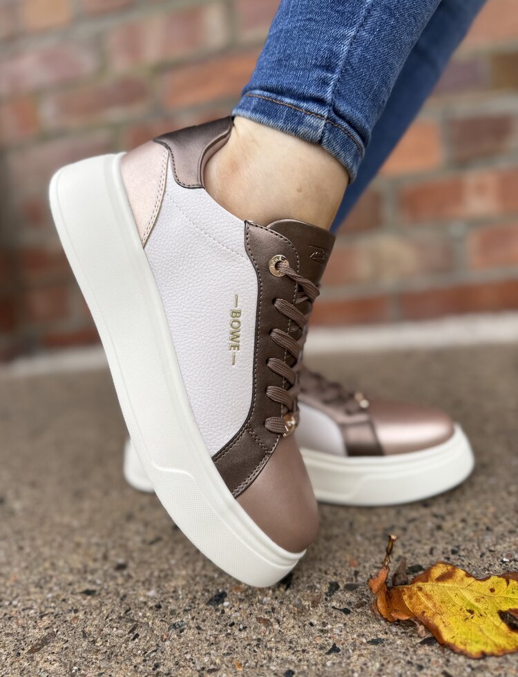 Lloyd & Pryce Mabenge