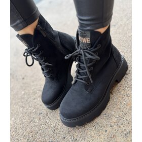 Lloyd & Pryce Gonzalez