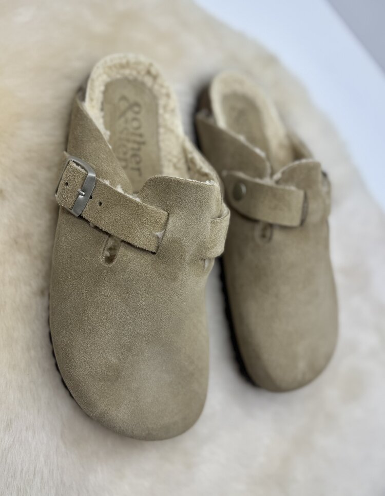 & Other Step SEW2501