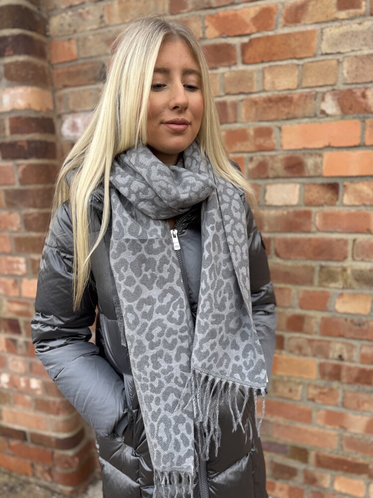 Panache DrB Leopard Scarves