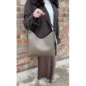 Tommy Hilfiger TH Icon Shoulder Bag