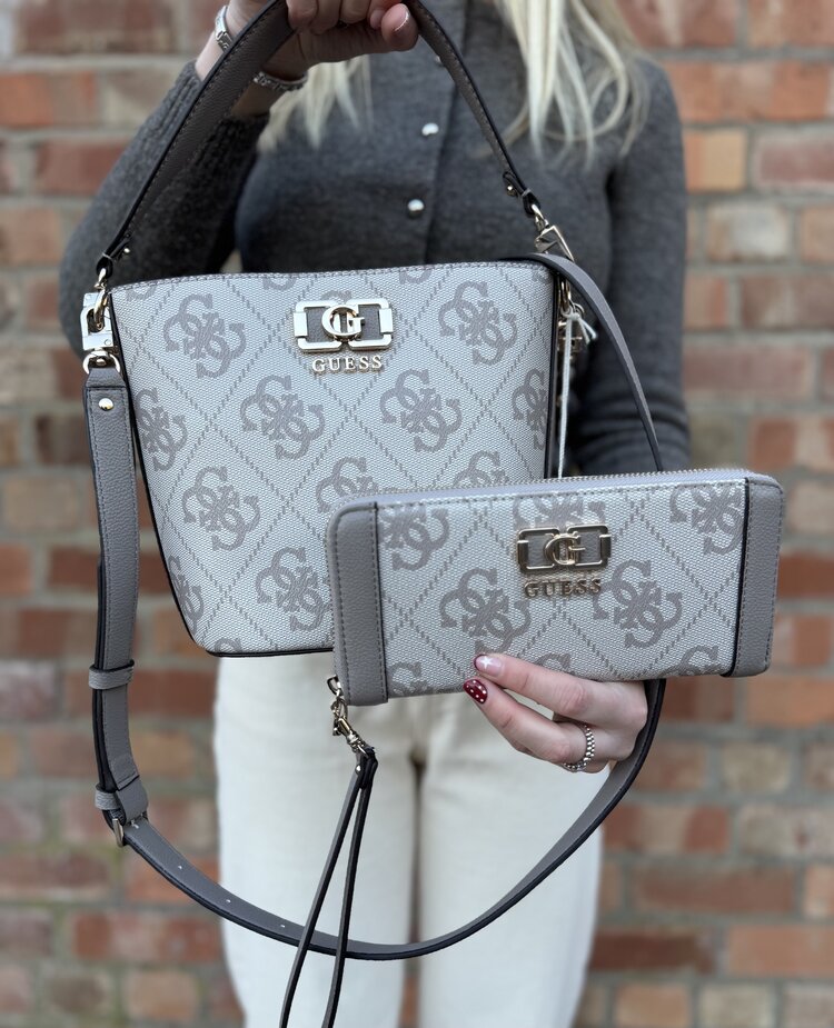 Guess Karnilla Logo Bucket