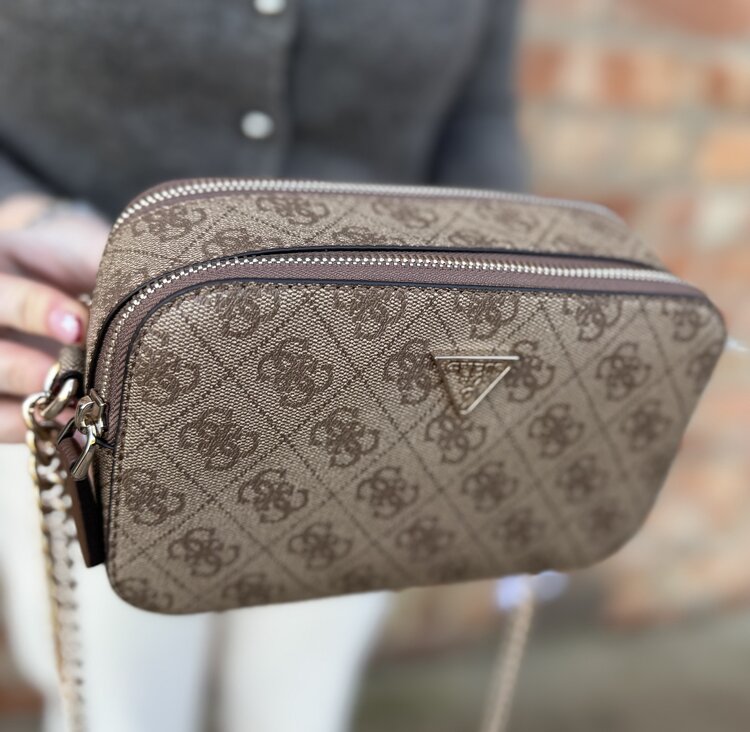 Guess Noelle II Crossbody Camera