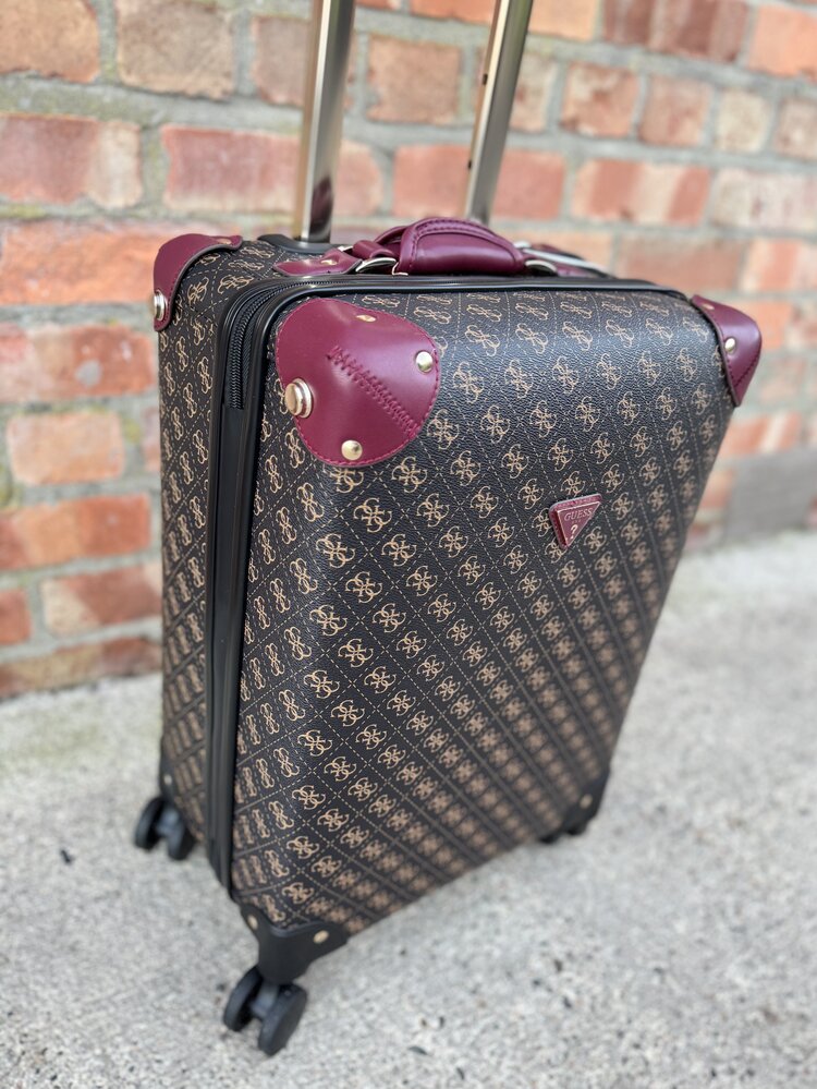 Guess Latona 18in 8-Wheeler