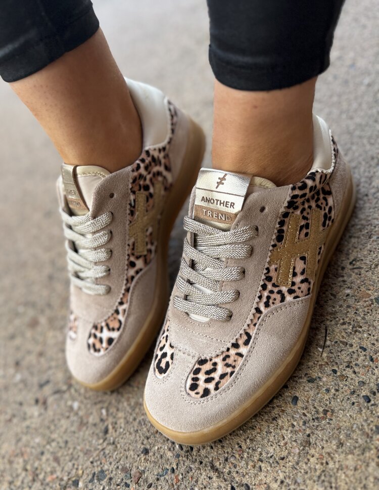 Another Trend A032 C3A3