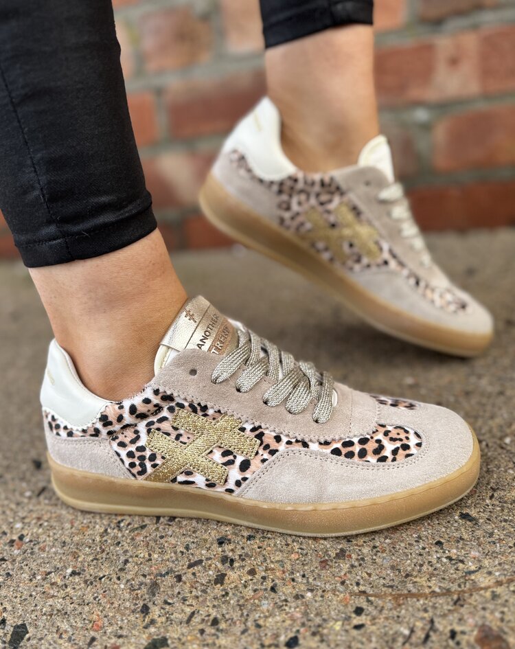 Another Trend A032 C3A3