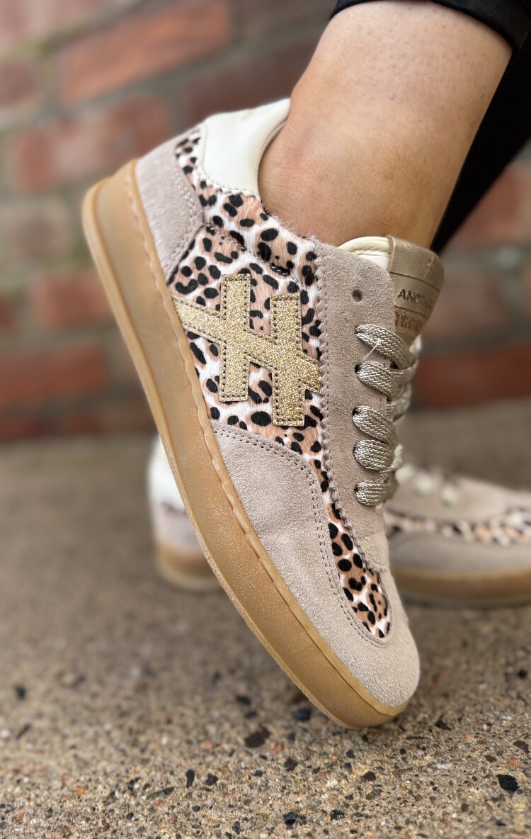 Another Trend A032 C3A3