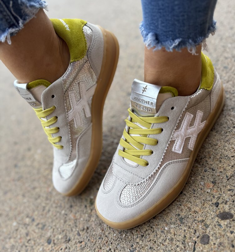 Another Trend A032 C1E3