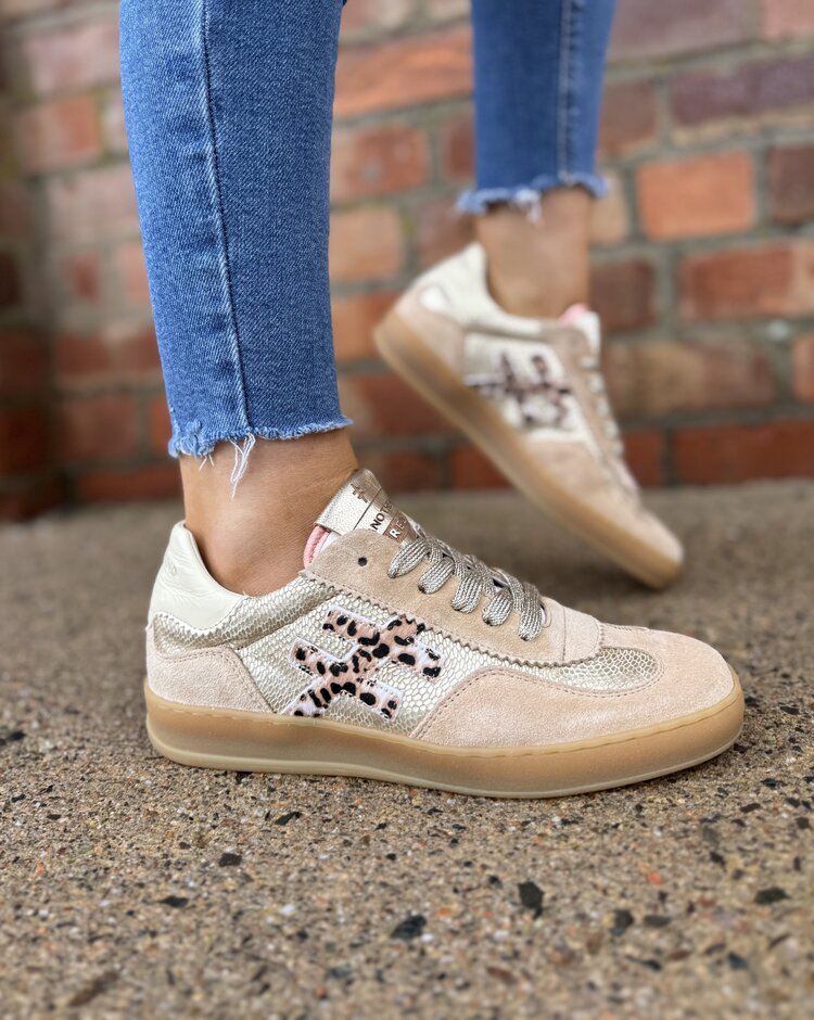 Another Trend A032 C143