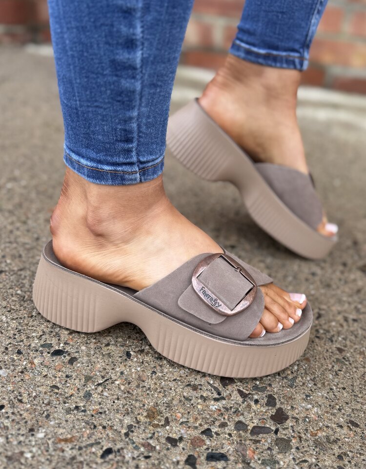 Fantasy Sandals Beatrice