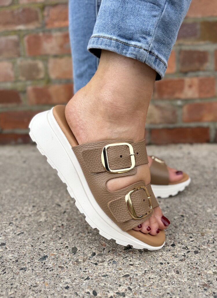 Oh My Sandals 5950