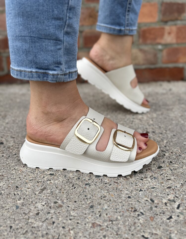Oh My Sandals 5950
