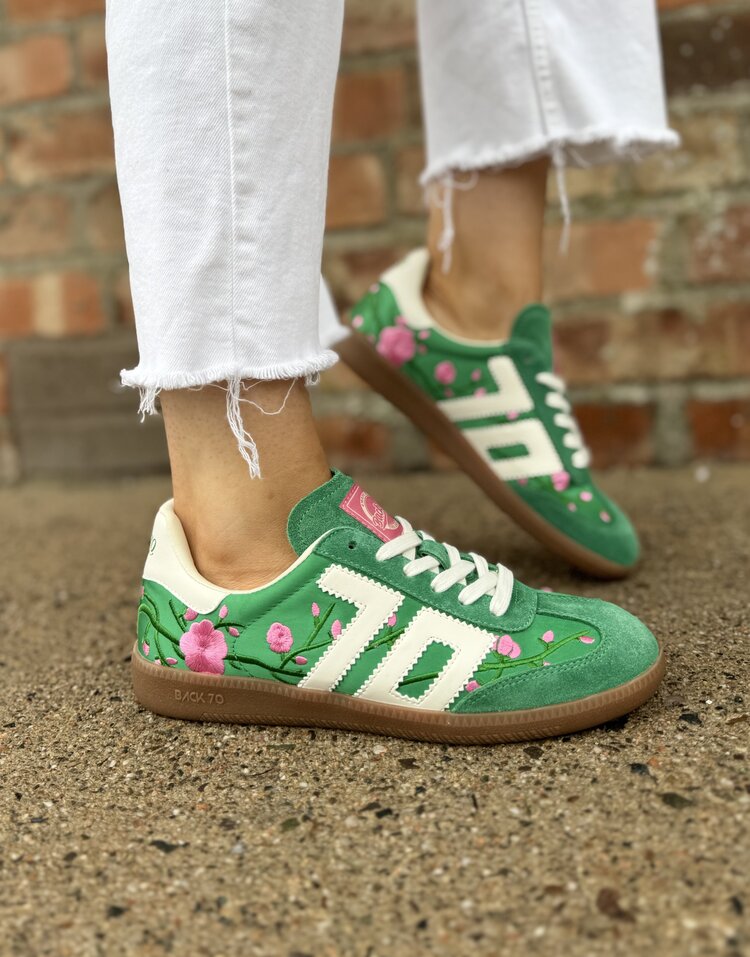 Back70 Ghost C26-216