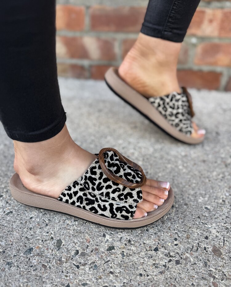 Fantasy Sandals Emiliana