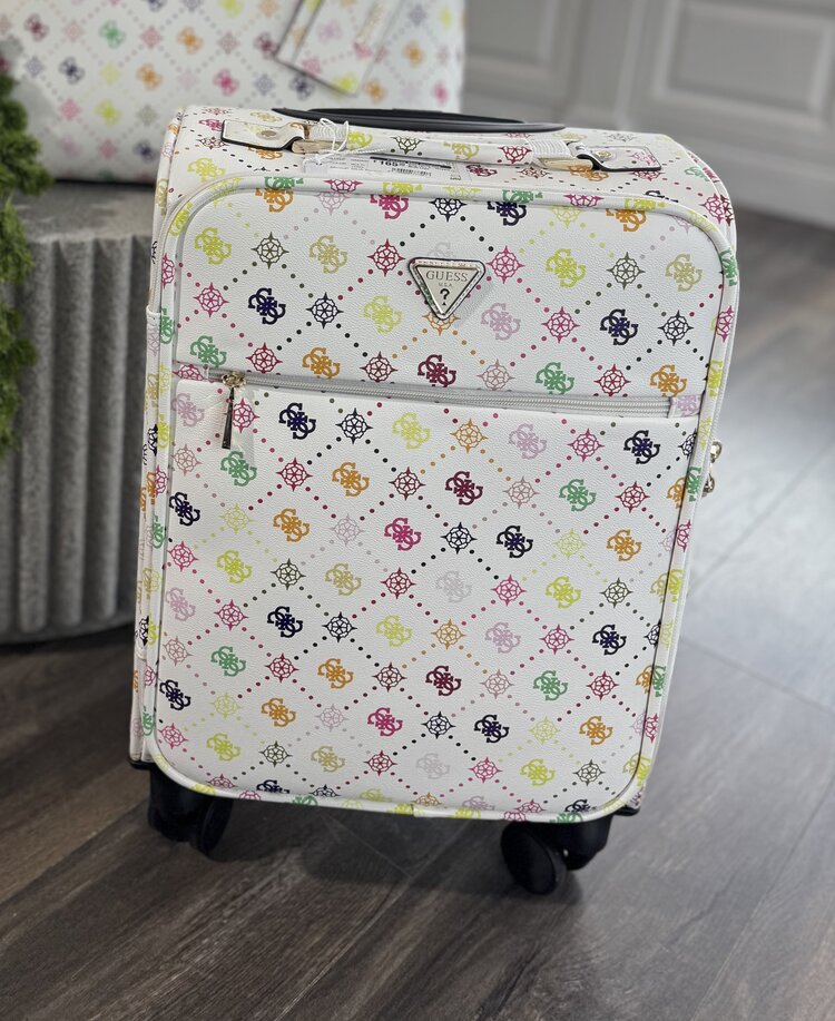 Guess Silia 18in 8-Wheeler