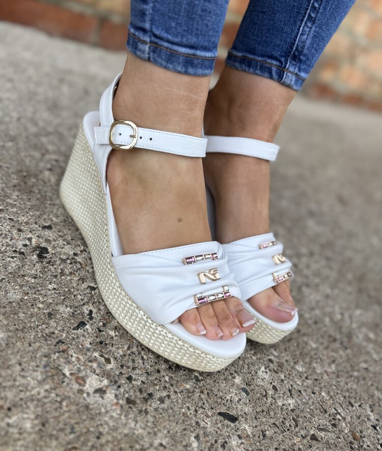 Nero Giardini E615980D