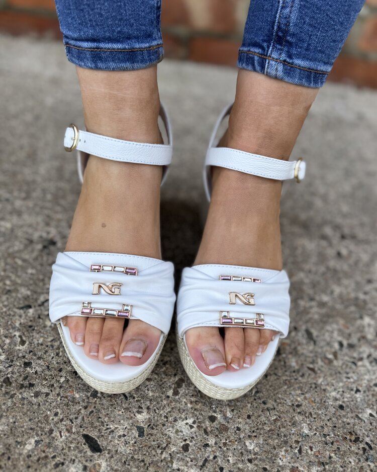 Nero Giardini E615980D