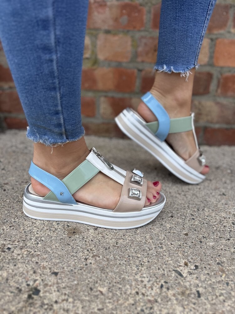 Kate Appleby Mainstone