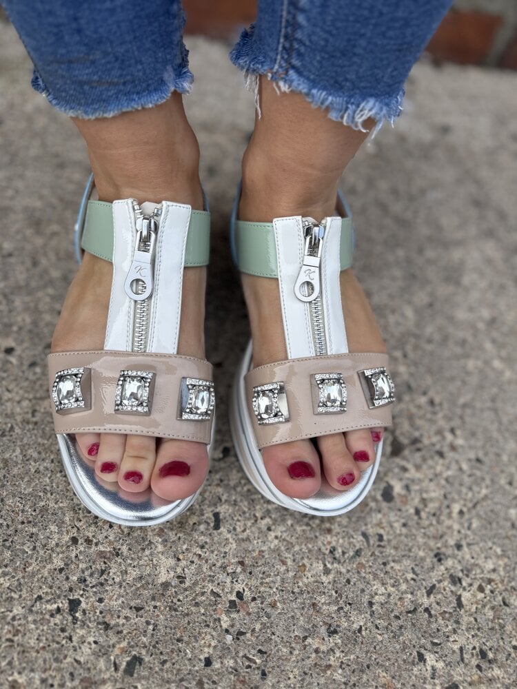 Kate Appleby Mainstone