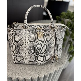 Guess Bianca Girlfriend Satchel