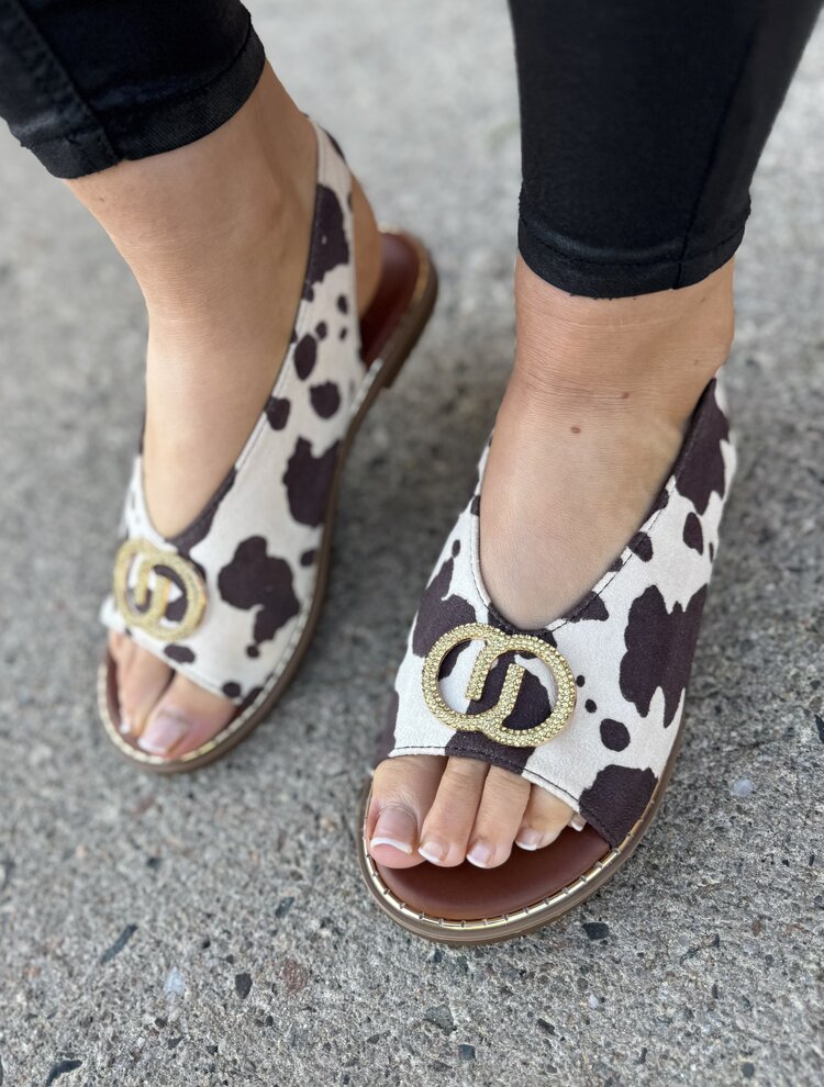 Una Healy Blank Space