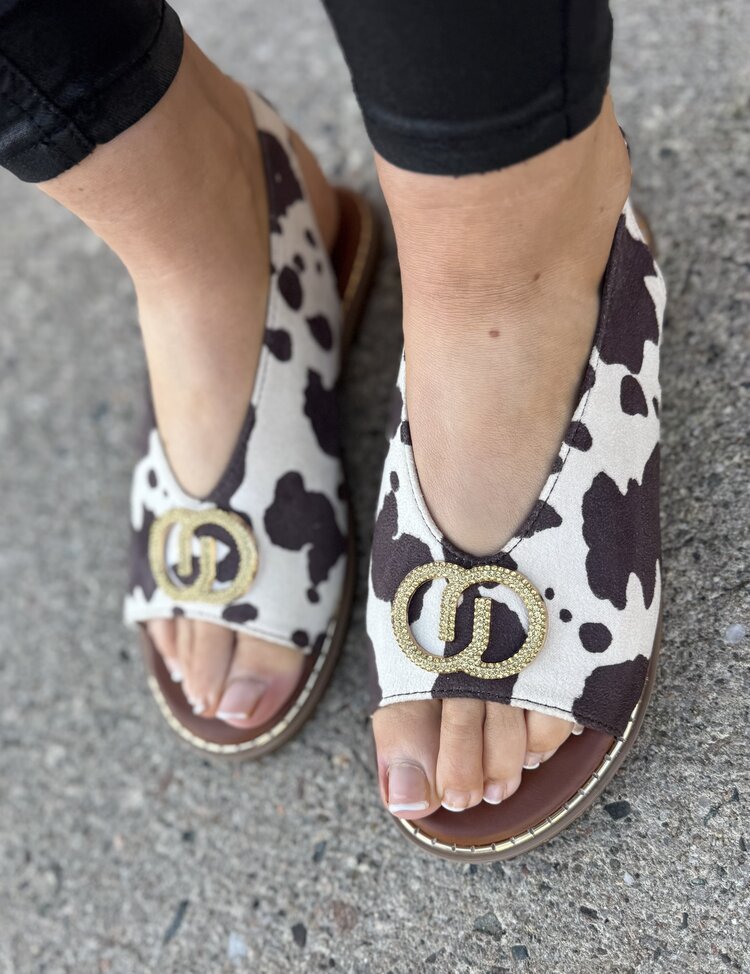 Una Healy Blank Space