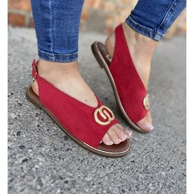 Una Healy Blank Space