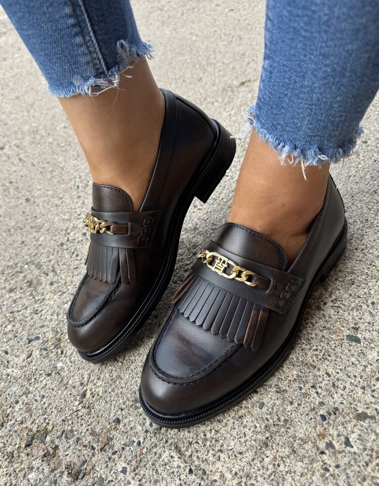 Tommy Hilfiger TH Chain Fringe Leather Loafer
